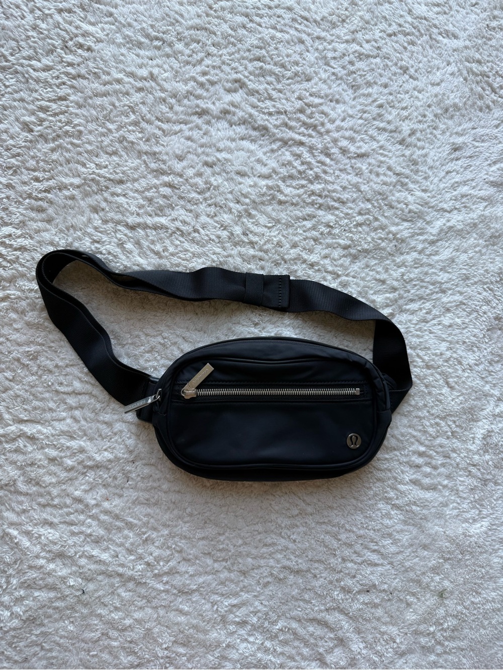 Lululemon Wunderlust Black Belt Bag with Front Zip Pocket